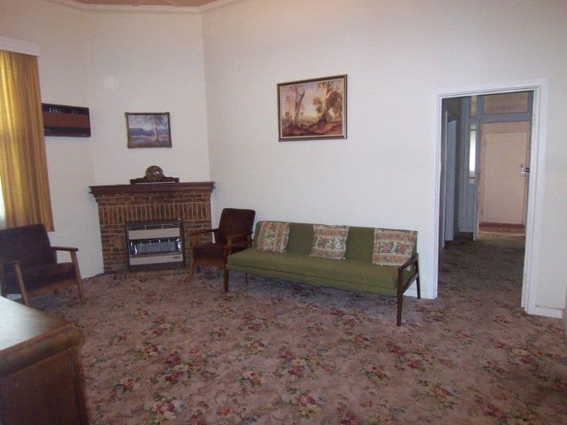 30 Harkness Street, QUARRY HILL VIC 3550, Quarry Hill - Thumbnail 2