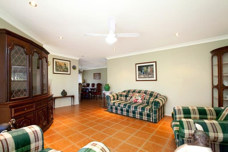 43 Flinders Crescent, HINCHINBROOK NSW 2168, Hinchinbrook - Thumbnail 5