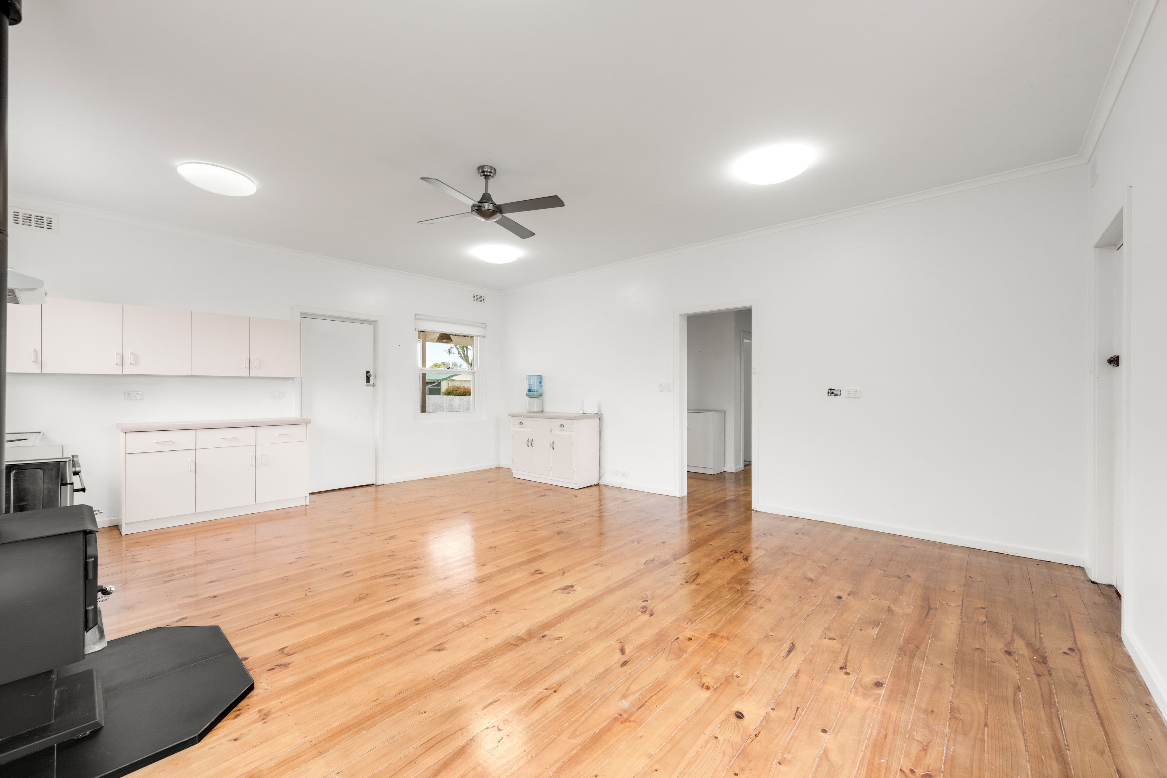 47 Portland Street, Penola SA 5277, Penola - Thumbnail 4