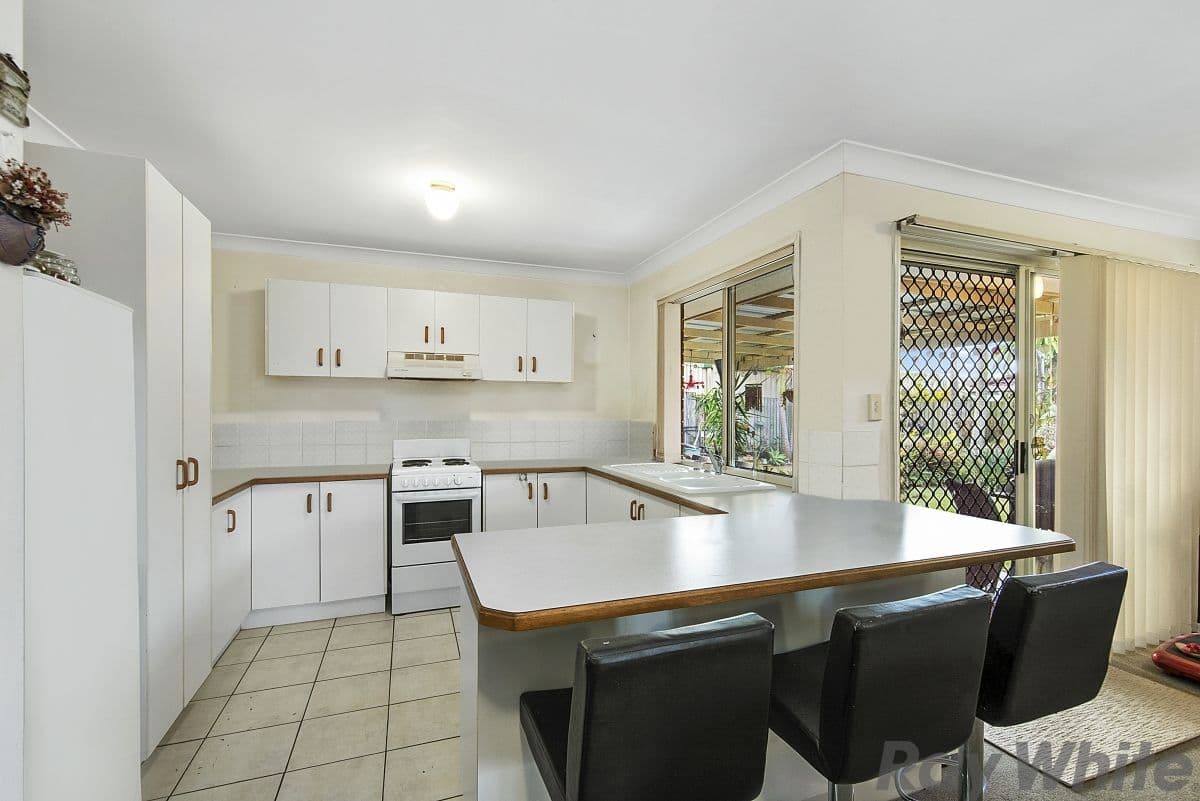 11 Emma Place, Deception Bay QLD 4508, Deception Bay - Thumbnail 2