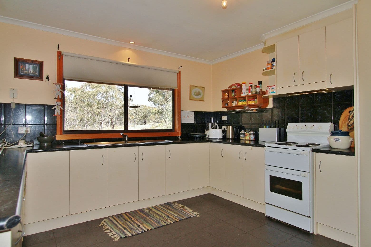 196 Kuhlemanns Track, Heathcote VIC 3523, Heathcote - Thumbnail 4