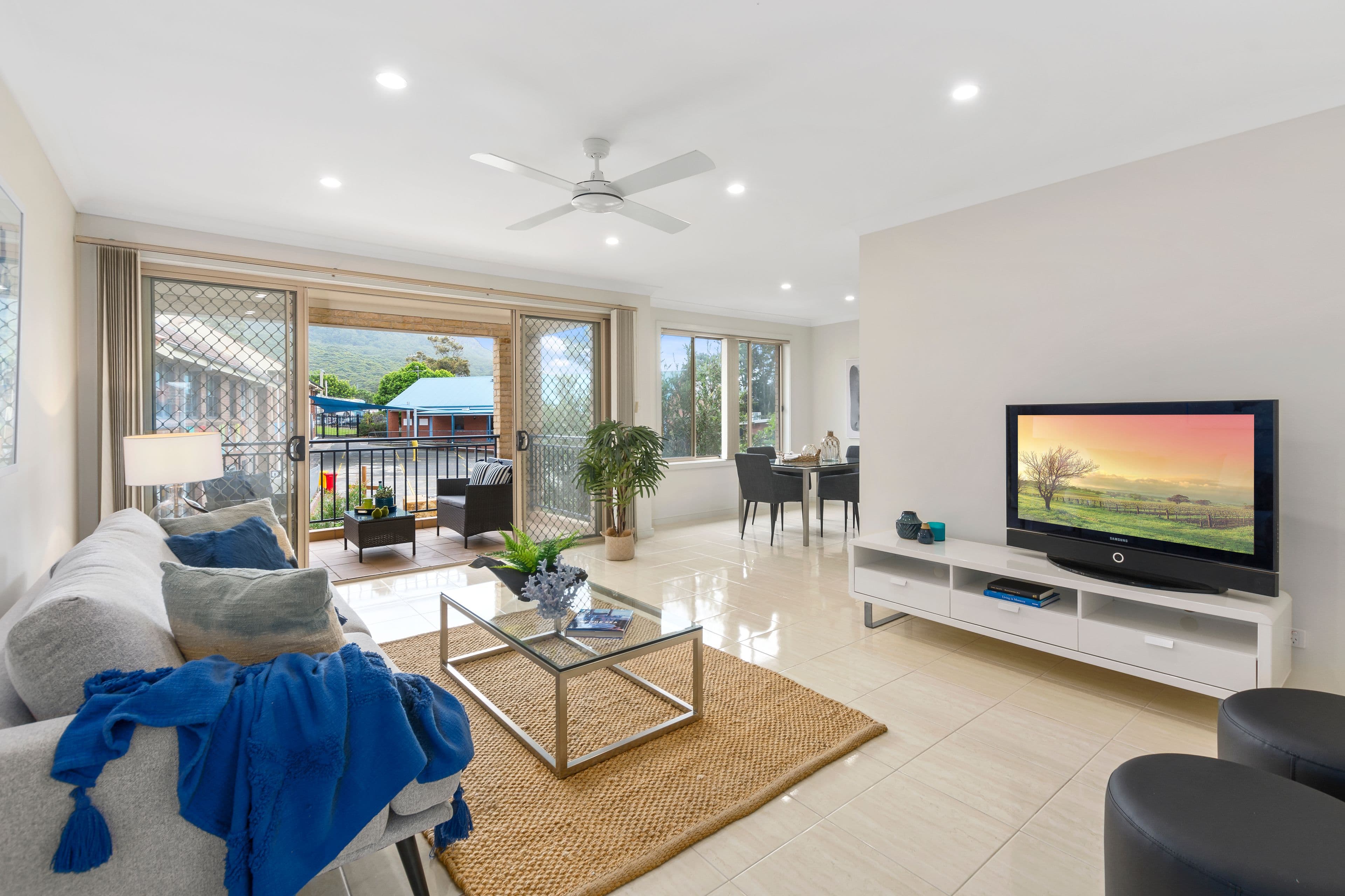 14 Raymond Road, Thirroul NSW 2515, Thirroul - Thumbnail 2