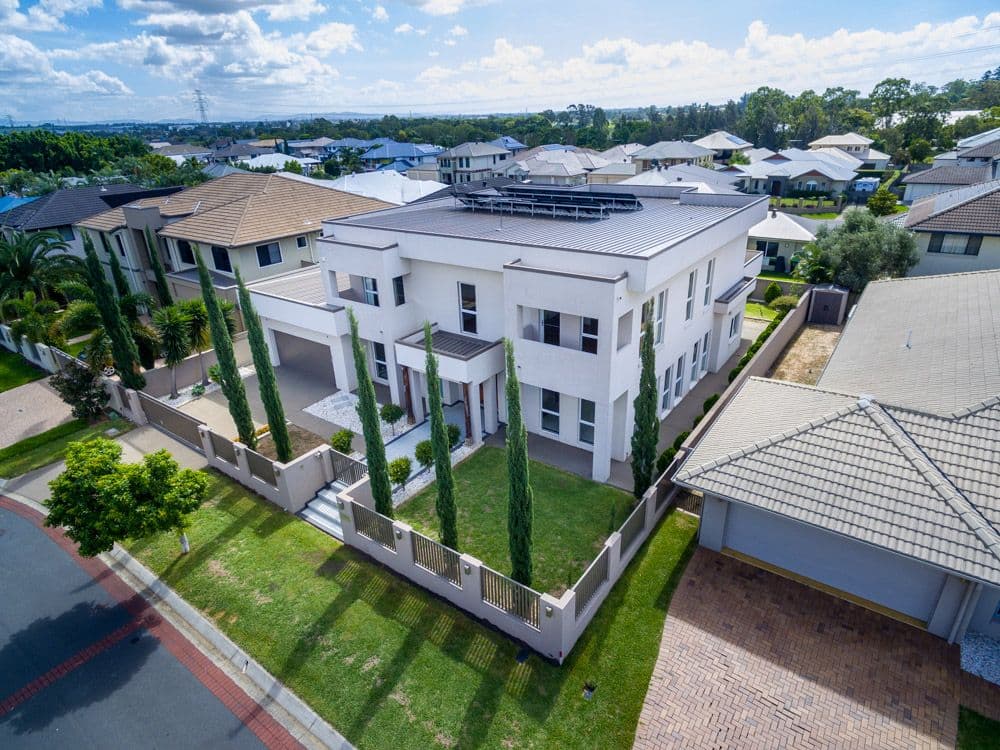 4 Apulia Place, Bridgeman Downs QLD 4035, Bridgeman Downs - Image 1