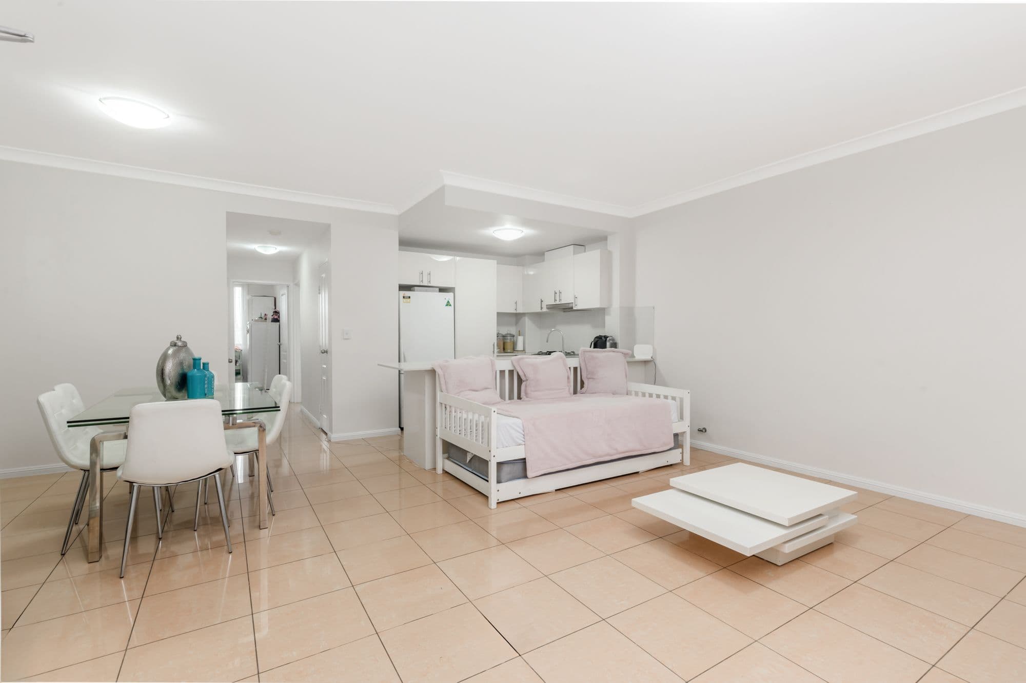 548-556 Woodville Road, Guildford NSW 2161, Guildford - Thumbnail 2