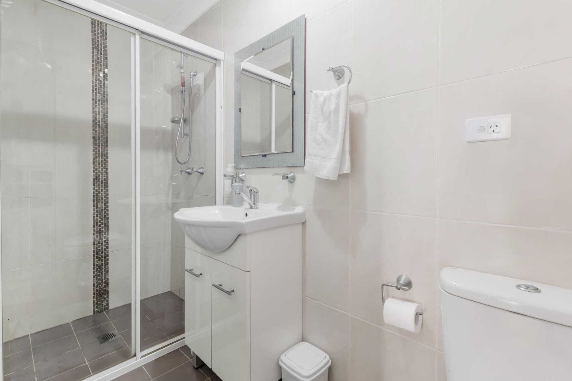548-556 Woodville Road, Guildford NSW 2161, Guildford - Thumbnail 8