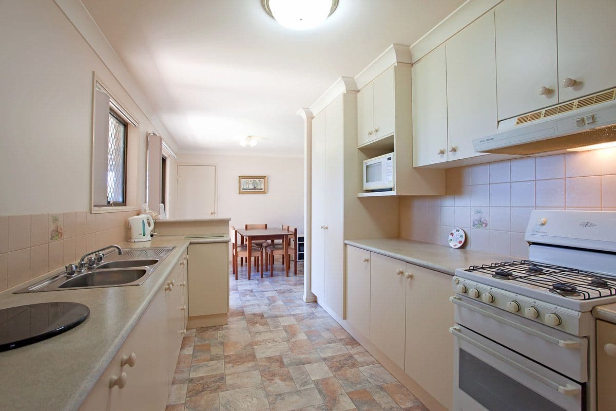 88 Wuth Street, DARLING HEIGHTS QLD 4350, Darling Heights - Thumbnail 6