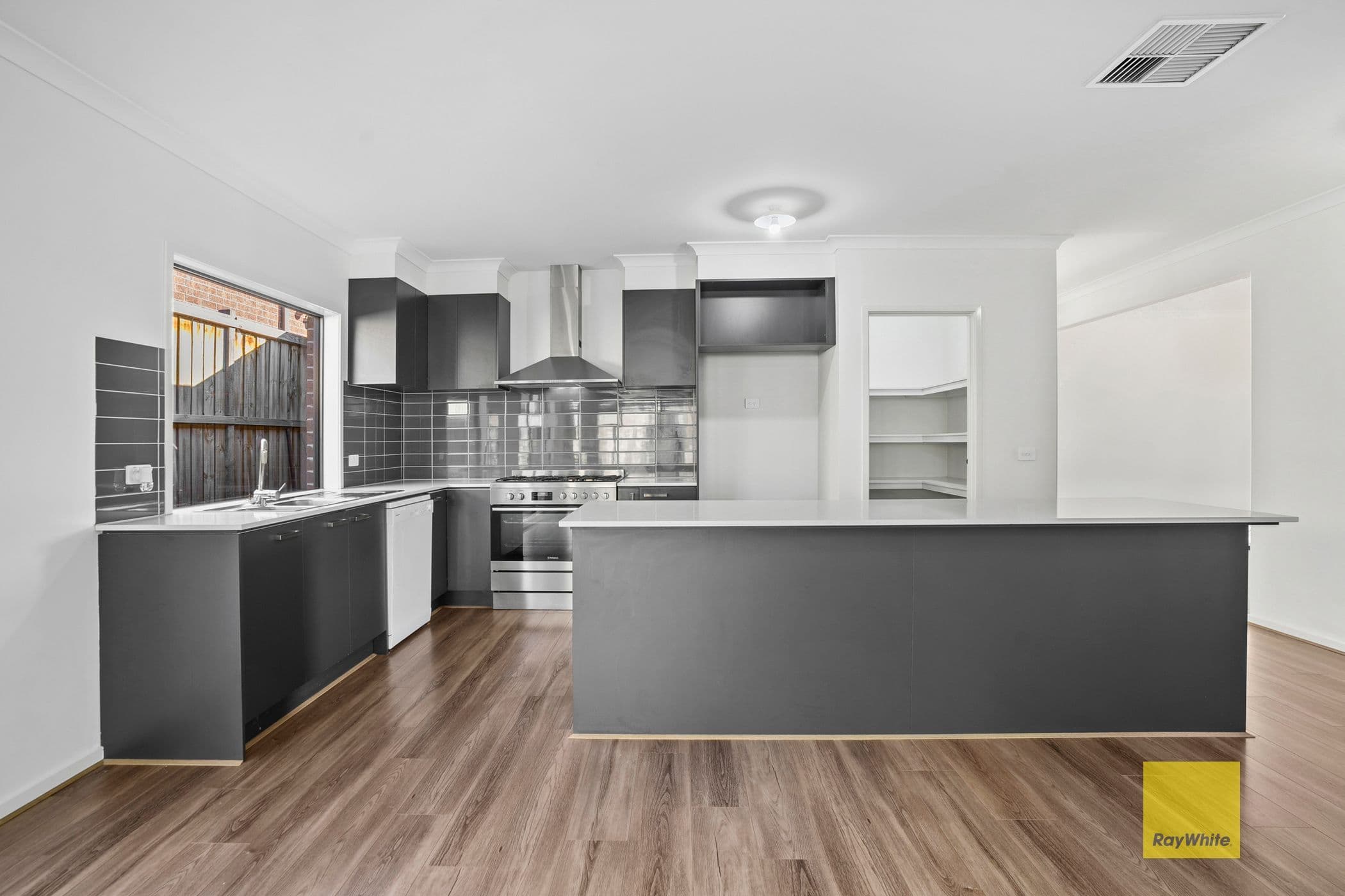 37 Tivoli Drive, Curlewis VIC 3222, Curlewis - Thumbnail 2