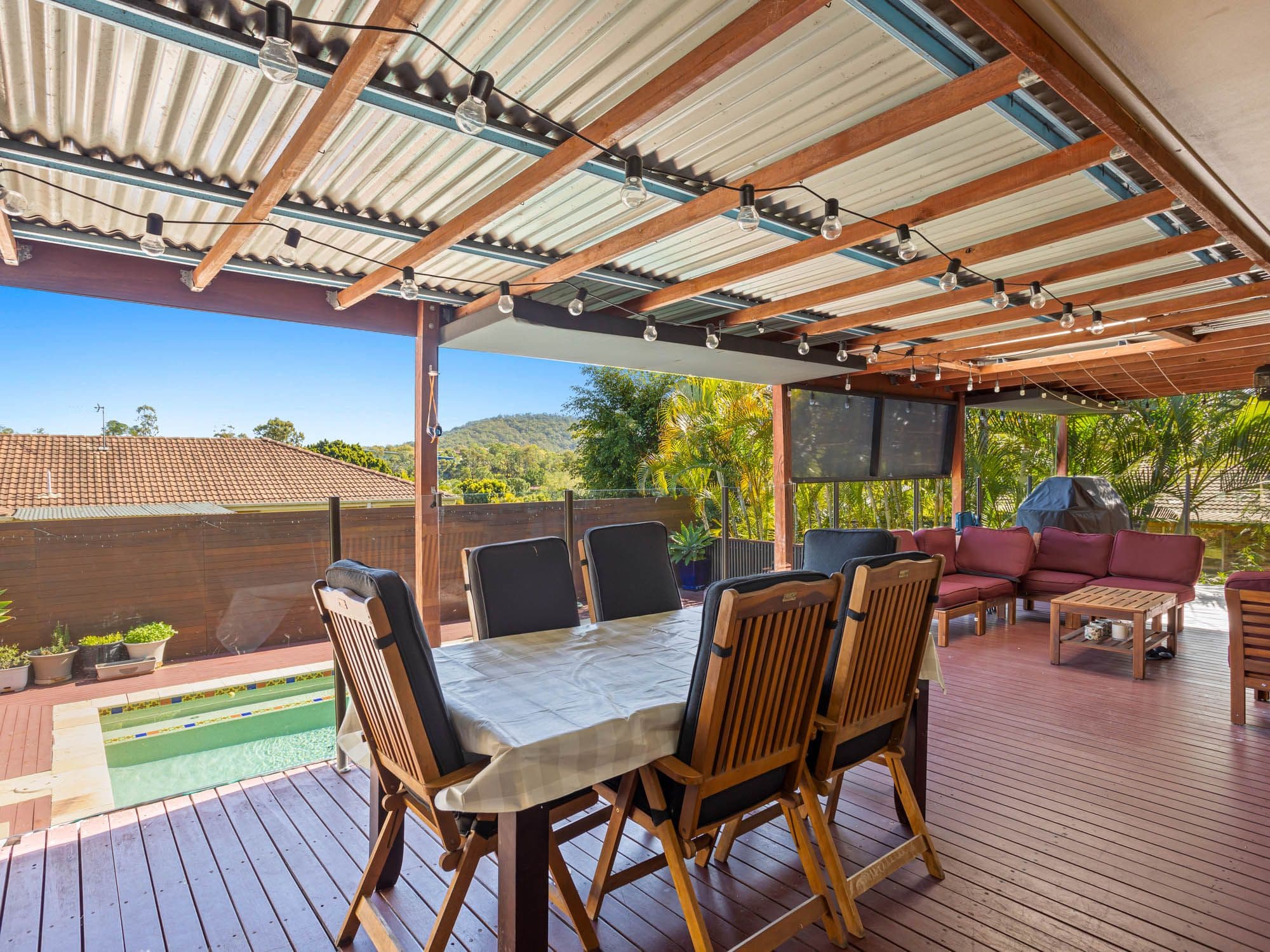 14 Laysan Crescent, Oxenford QLD 4210, Oxenford - Thumbnail 2