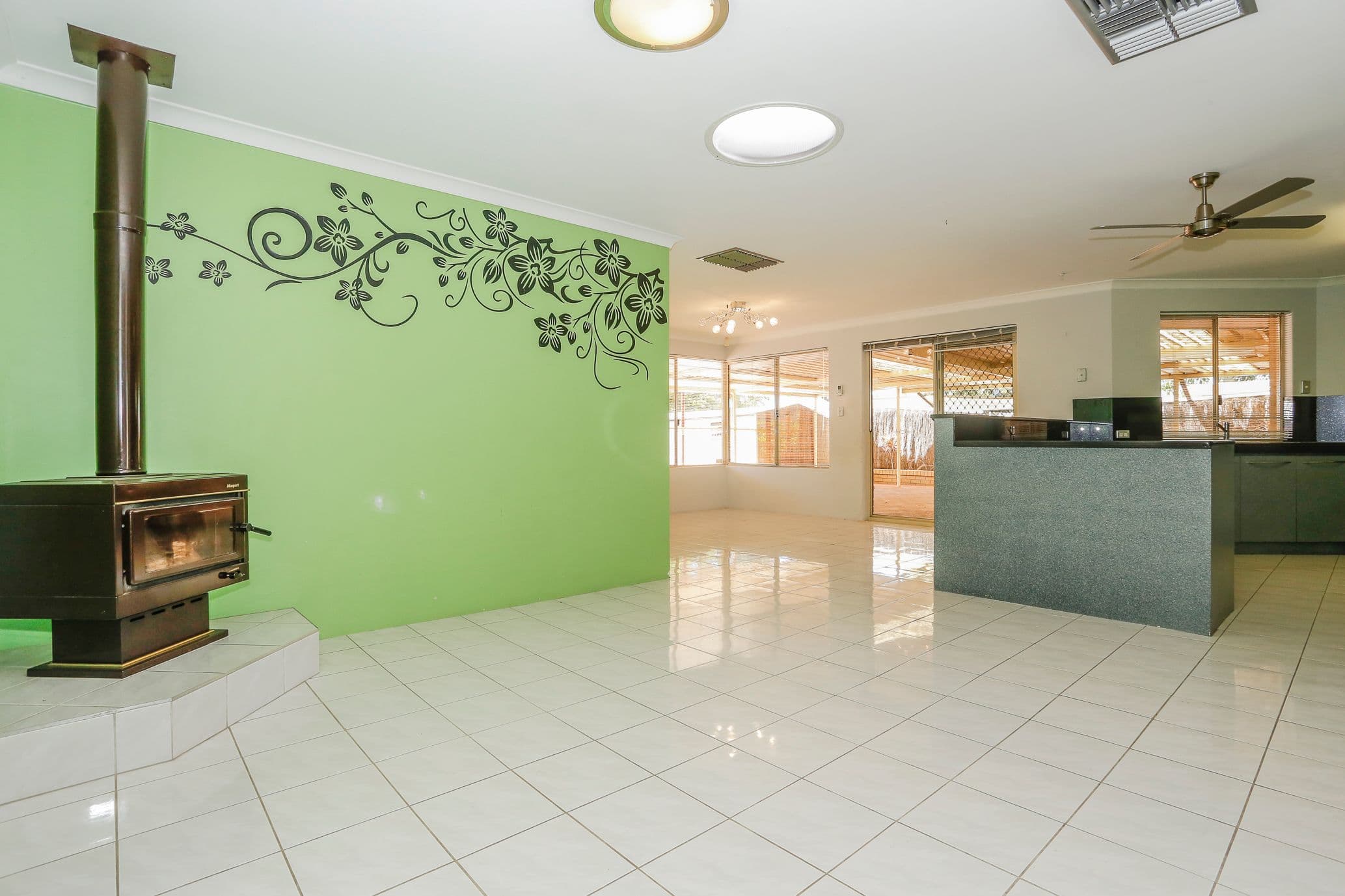 16 Brechin Retreat, Seville Grove WA 6112, Seville Grove - Thumbnail 4