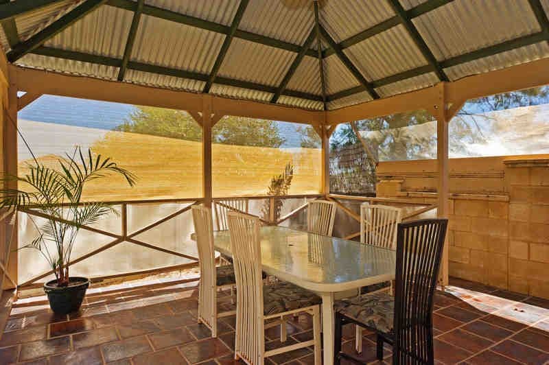 11 Dumbarton Loop, KINROSS WA 6028, Kinross - Thumbnail 2