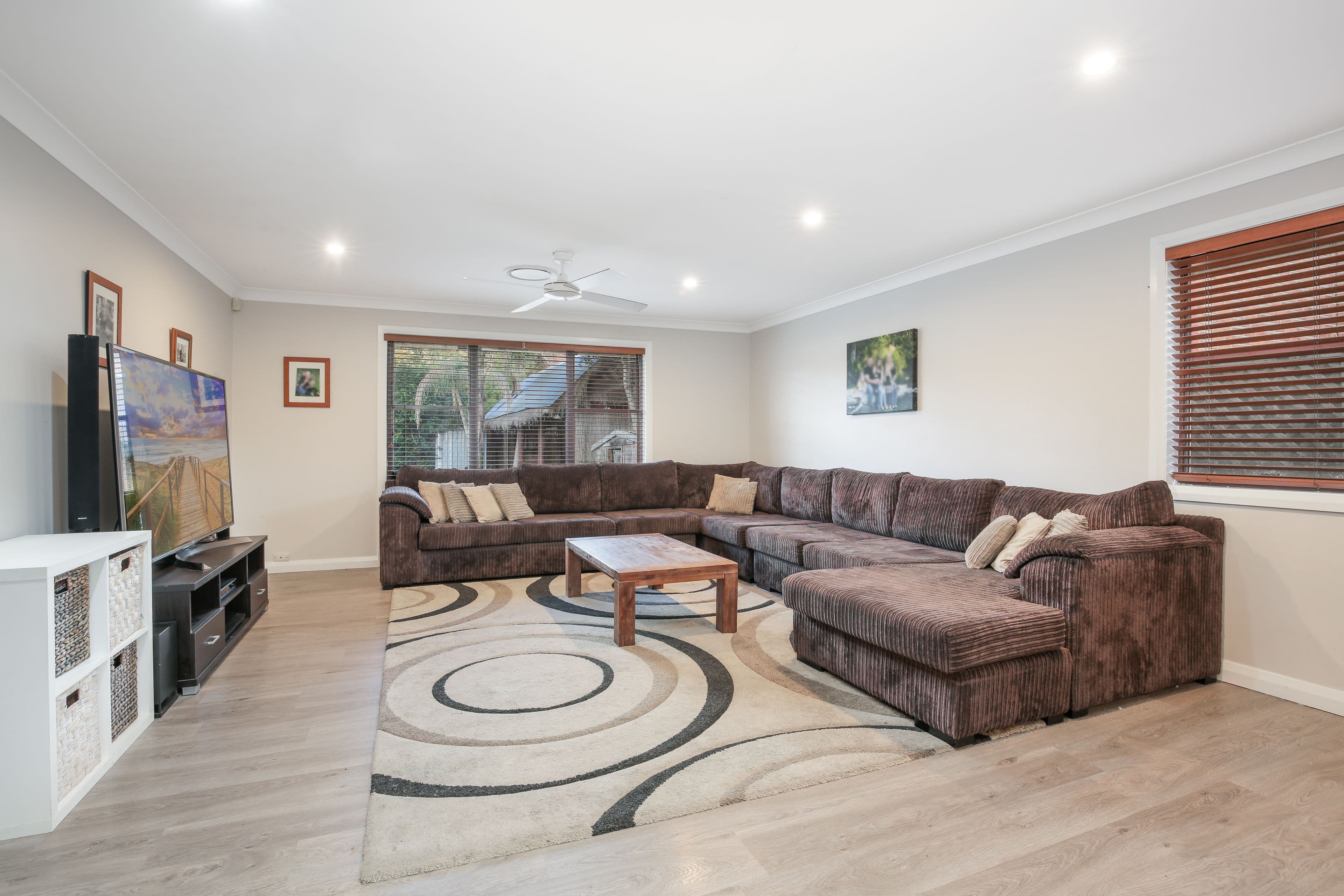 25 Plimsoll Street, McGraths Hill - Thumbnail 2