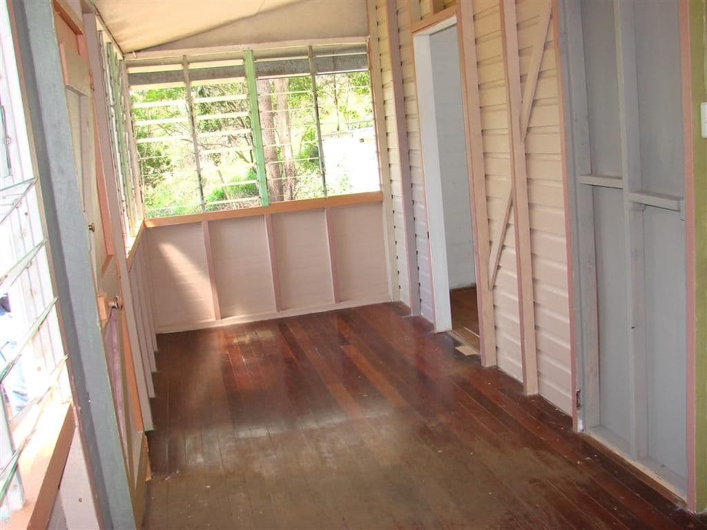 10 Possum Street, MOUNT MORGAN QLD 4714, Mount Morgan - Thumbnail 4