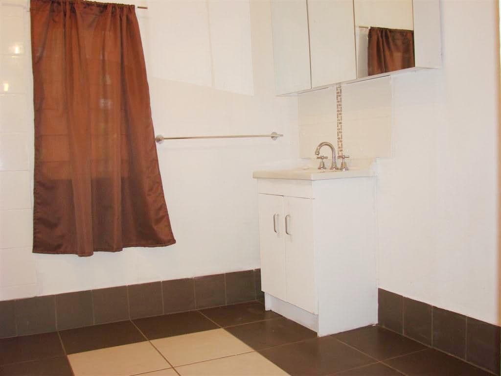 10 Possum Street, MOUNT MORGAN QLD 4714, Mount Morgan - Thumbnail 5