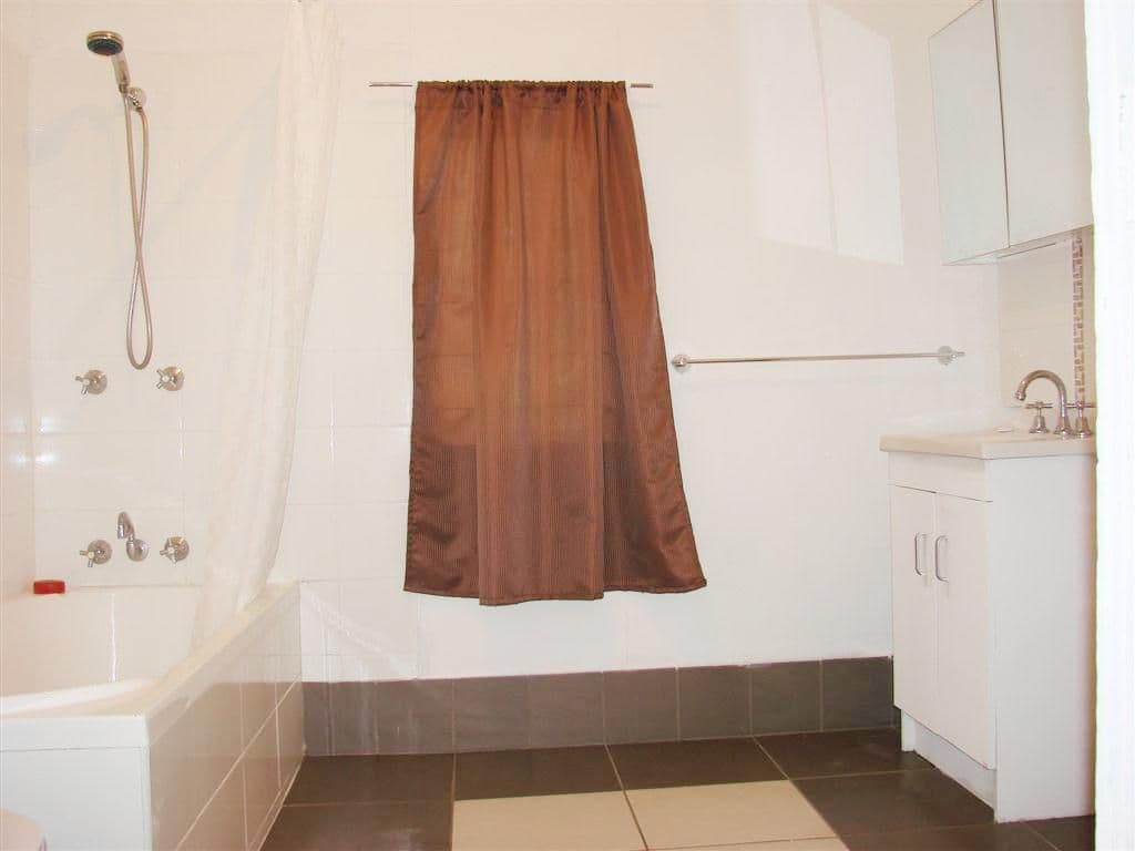 10 Possum Street, MOUNT MORGAN QLD 4714, Mount Morgan - Thumbnail 6