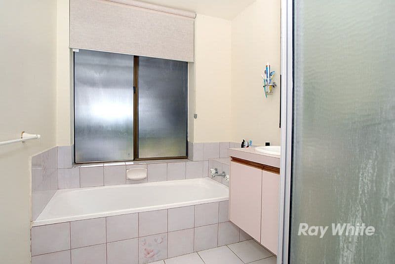 1 Smithfield Court, KEYSBOROUGH VIC 3173, Keysborough - Thumbnail 5