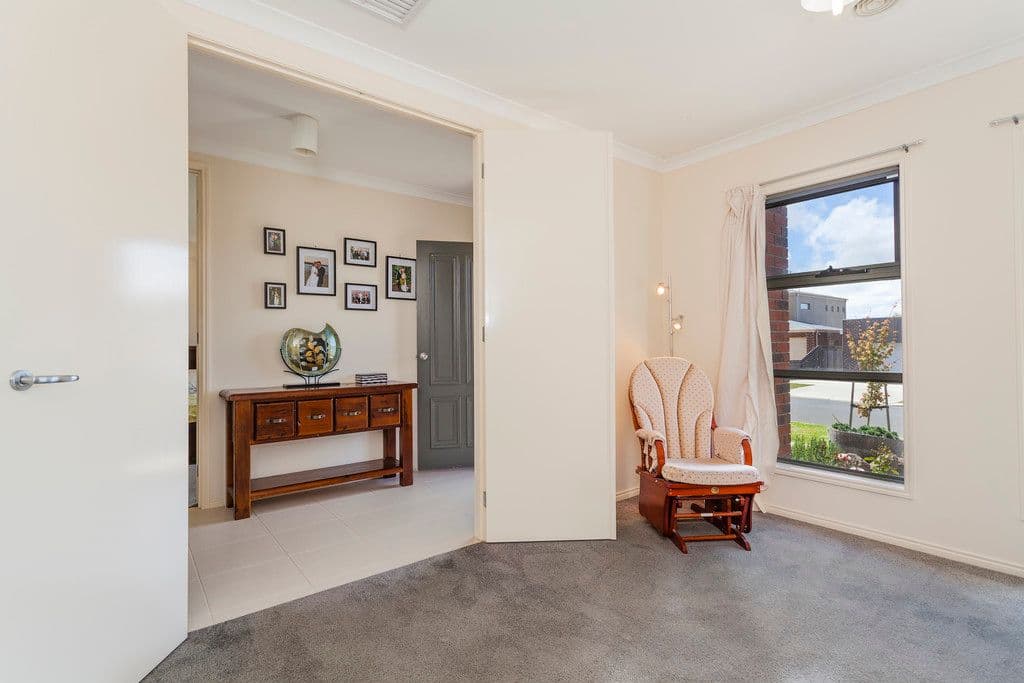 46 Ironbark Street, WAURN PONDS VIC 3216, Waurn Ponds - Thumbnail 2