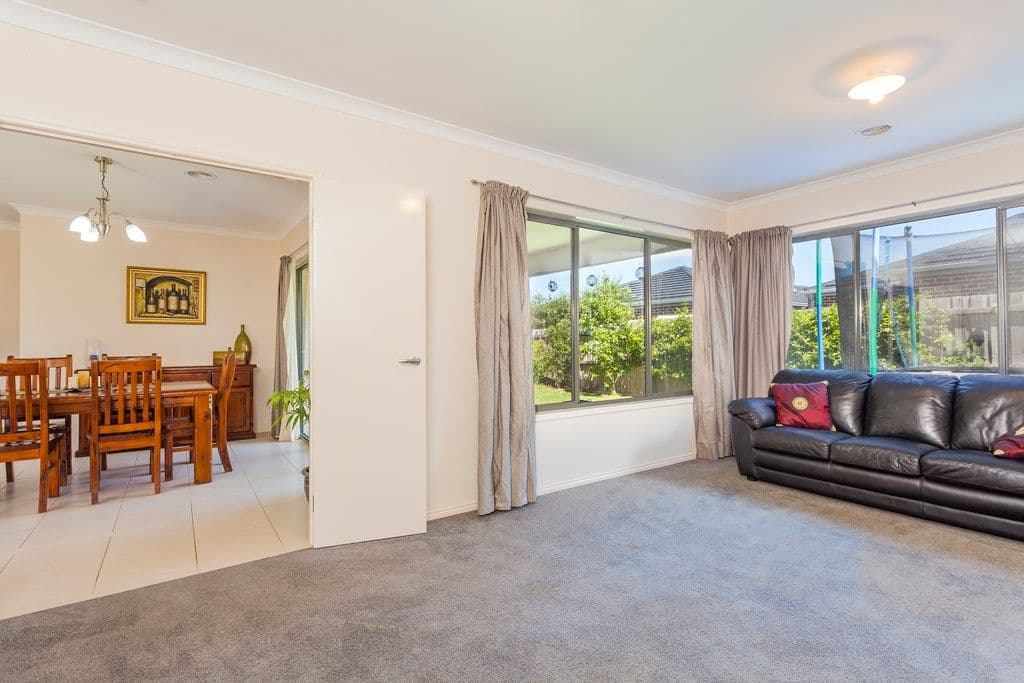 46 Ironbark Street, WAURN PONDS VIC 3216, Waurn Ponds - Thumbnail 8