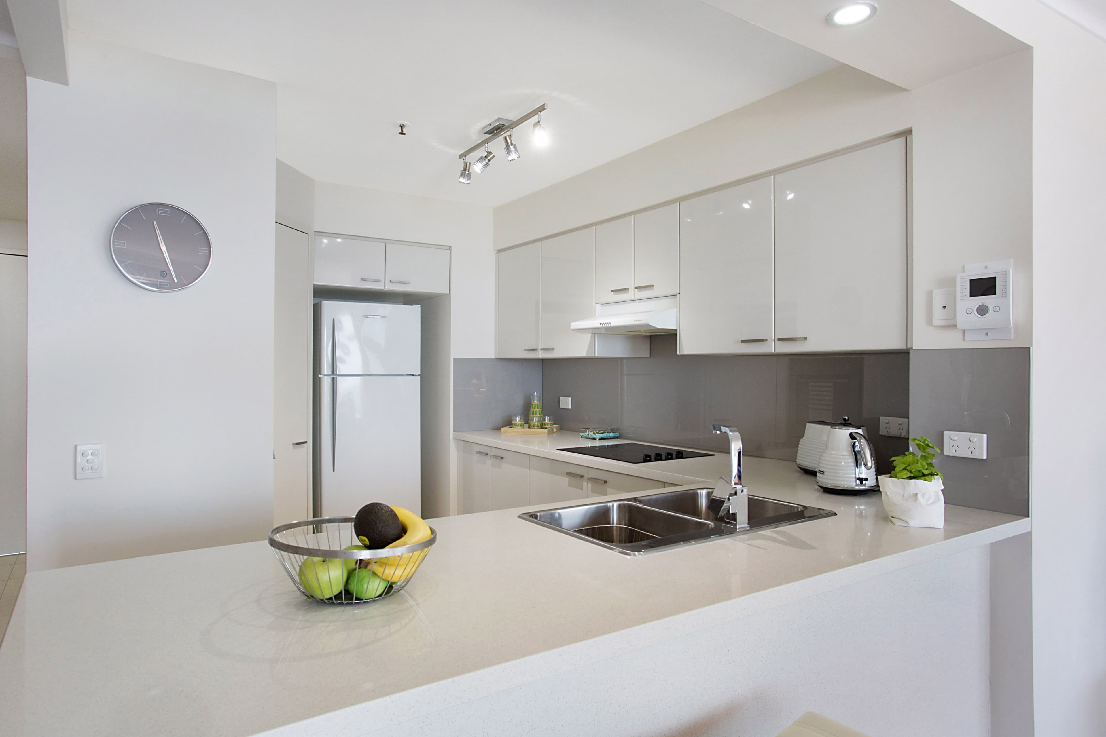 100 'Belle Maison' 129 Surf Parade, Broadbeach QLD 4218, Broadbeach - Thumbnail 4