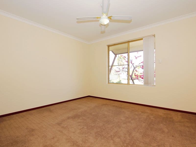 6b Crane Glen, BALLAJURA WA 6066, Ballajura - Thumbnail 4