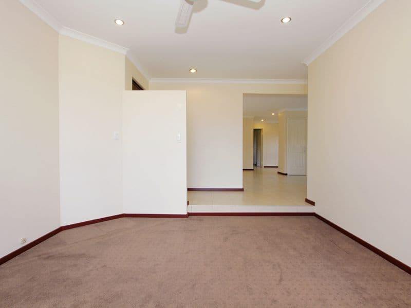 6b Crane Glen, BALLAJURA WA 6066, Ballajura - Thumbnail 7