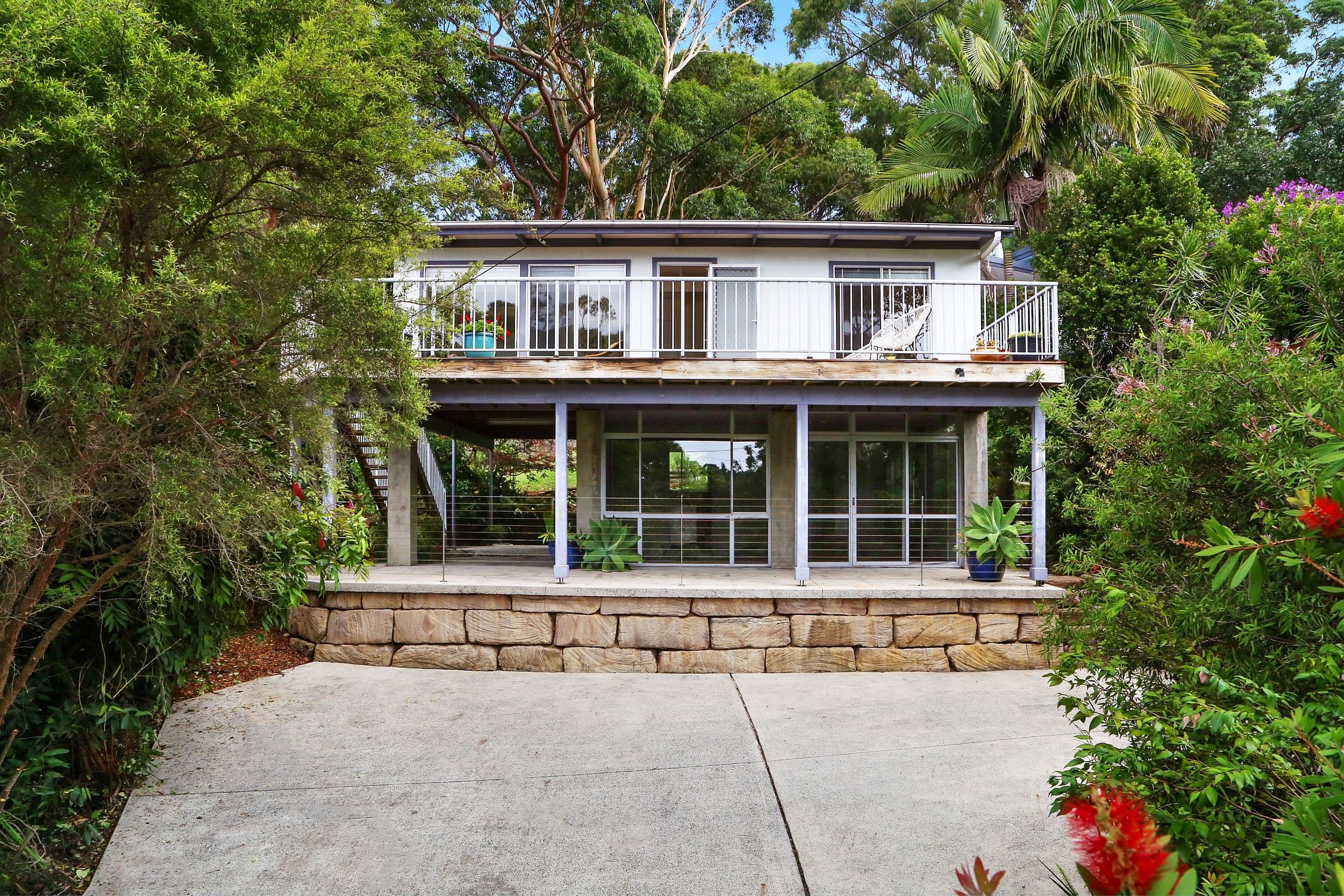 498 The Scenic Road, Macmasters Beach - Image 1