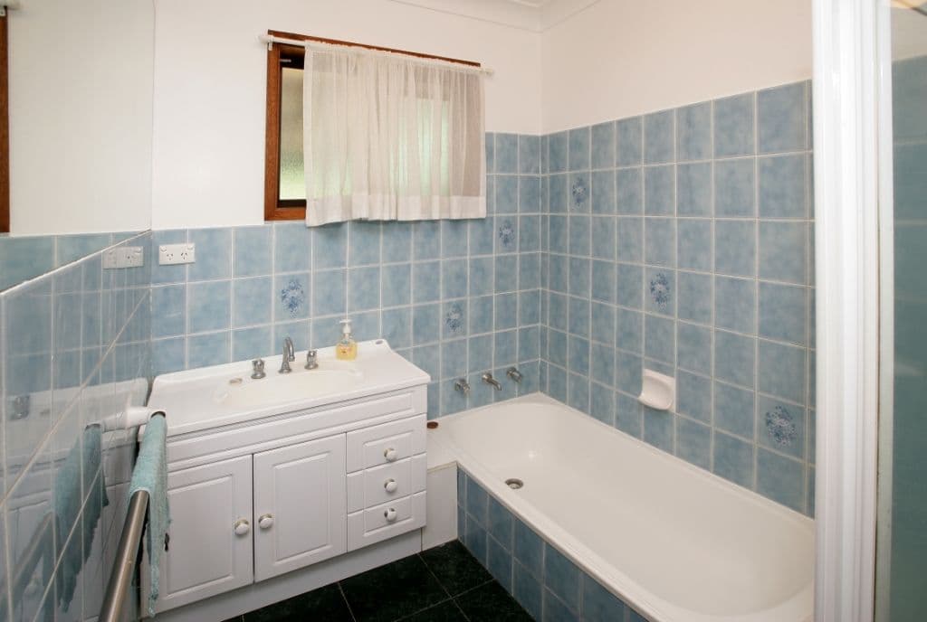 24 Pugsley Avenue, ESTELLA NSW 2650, Estella - Thumbnail 6