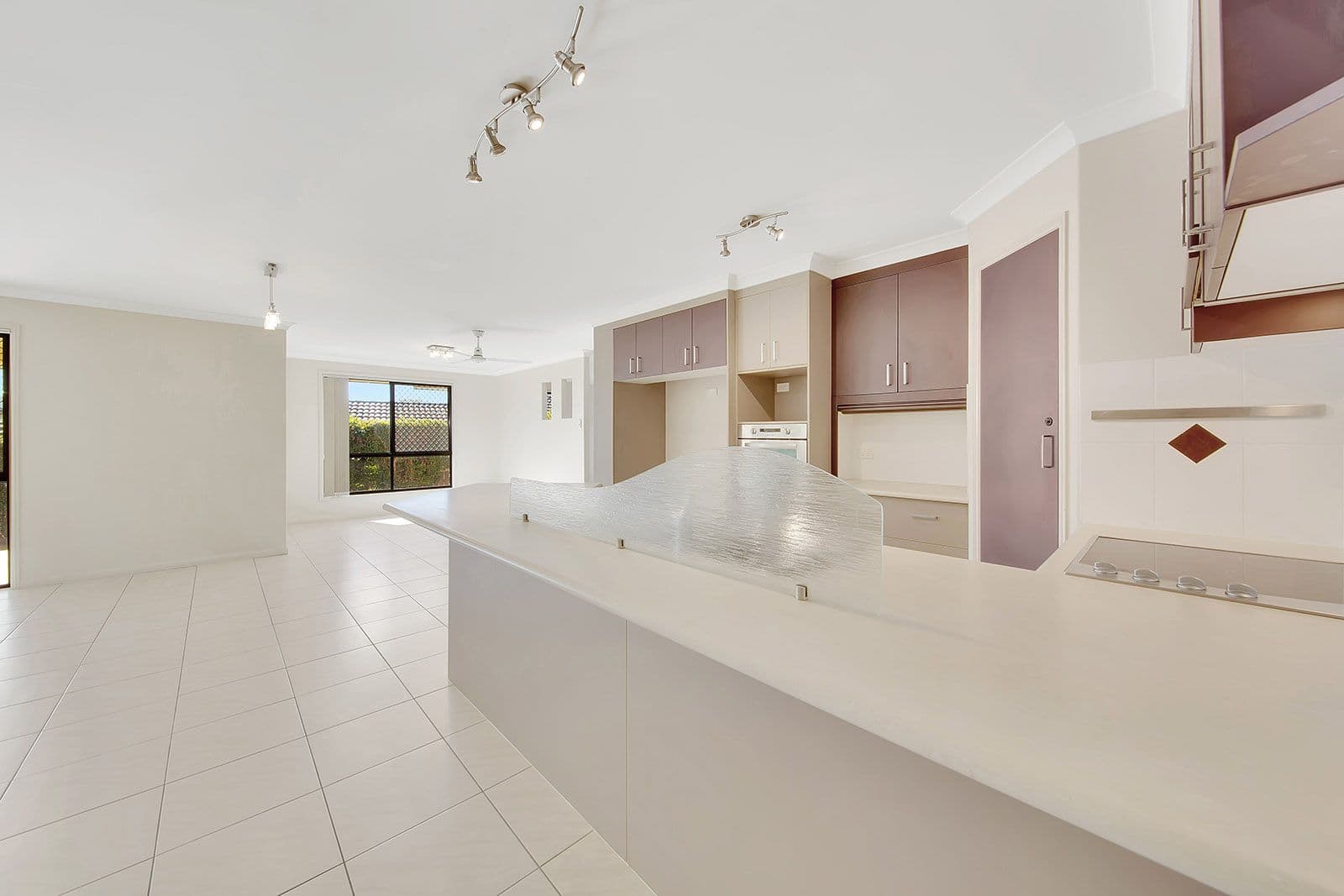 7 Viewpoint Way, New Auckland QLD 4680, New Auckland - Thumbnail 3