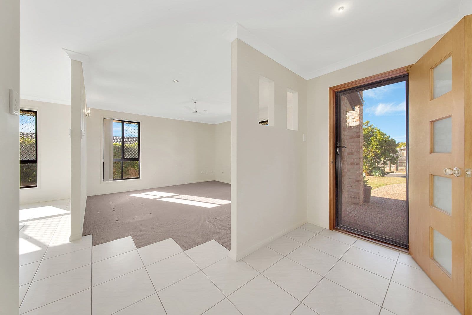 7 Viewpoint Way, New Auckland QLD 4680, New Auckland - Thumbnail 5