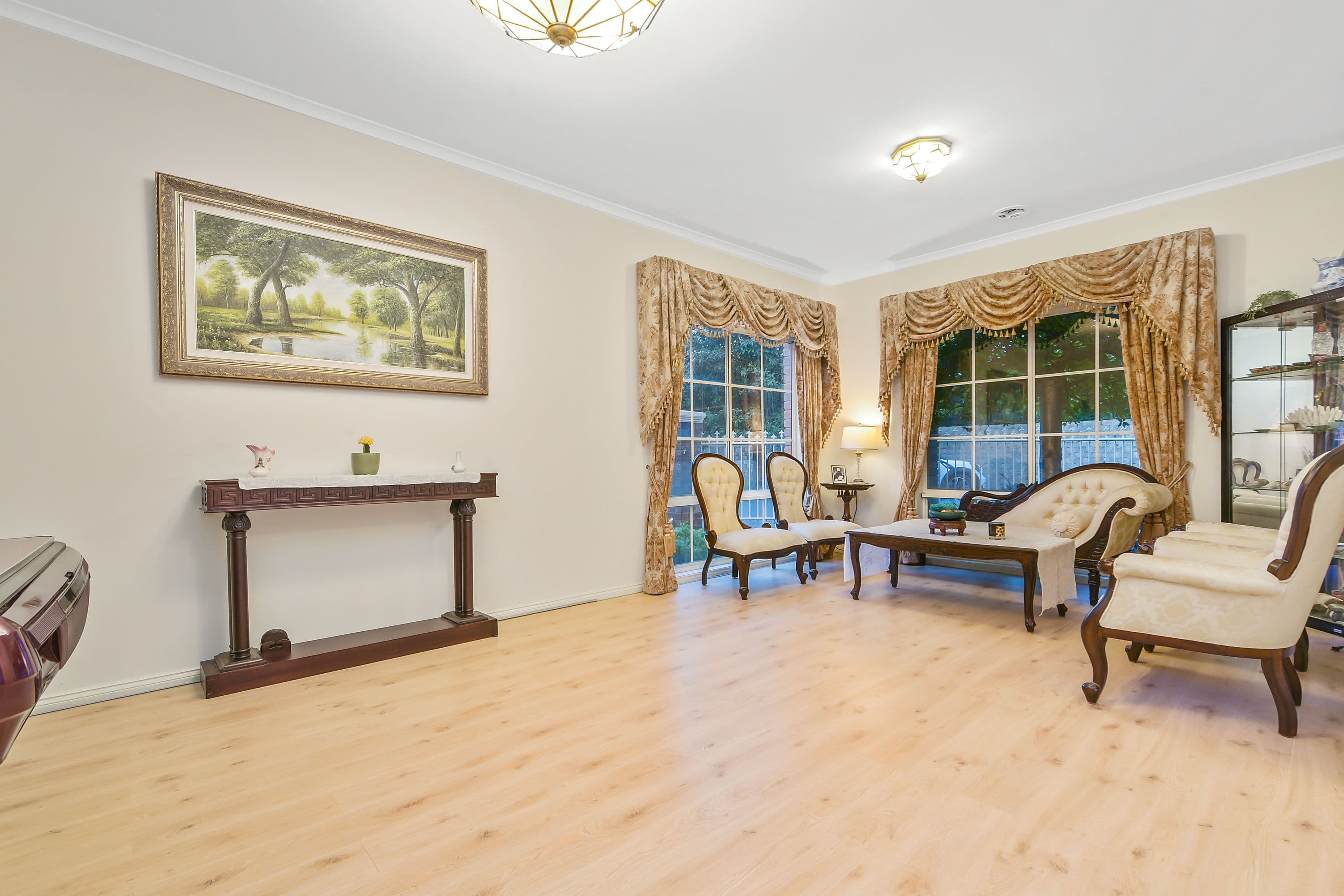 18 Sunrise Crescent, Templestowe Lower VIC 3107, Templestowe Lower - Thumbnail 2