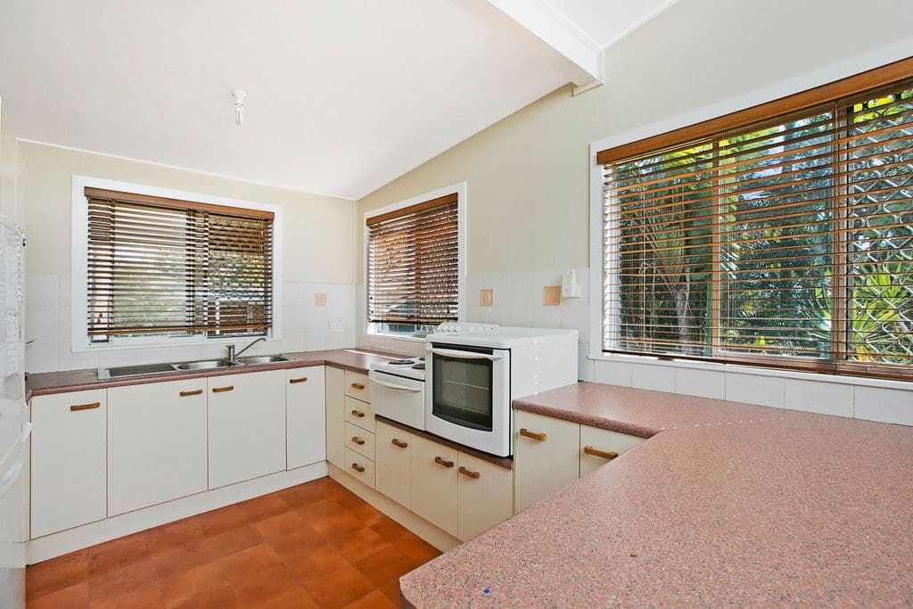 99 Kianawah Road, Wynnum West QLD 4178, Wynnum West - Thumbnail 7