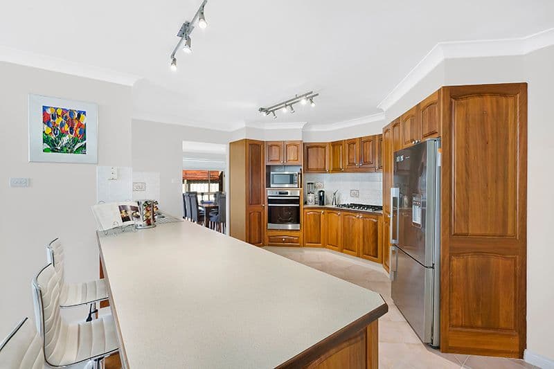 27 Castlereagh Crescent, Bateau Bay NSW 2261, Bateau Bay - Thumbnail 4