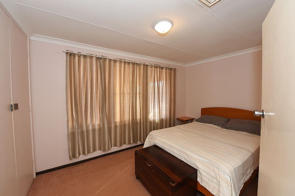 8 Hannan Crescent, Dampier WA 6713, Dampier - Thumbnail 5