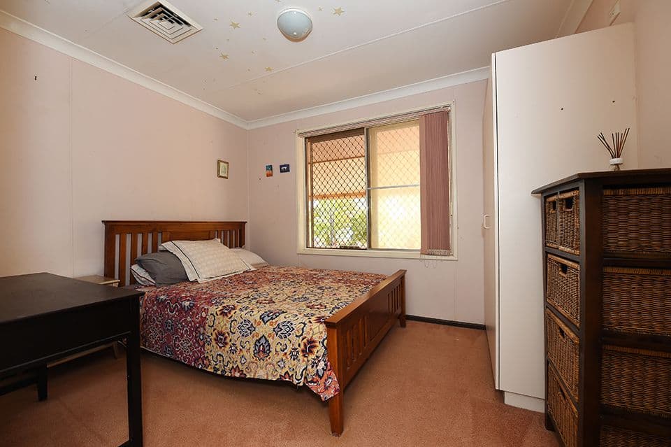 8 Hannan Crescent, Dampier WA 6713, Dampier - Thumbnail 6