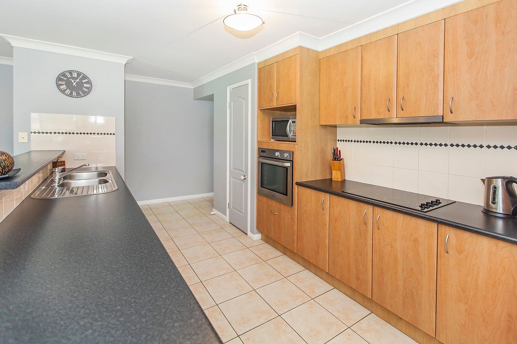 31 Admiral Crescent, Springfield Lakes QLD 4300, Springfield Lakes - Thumbnail 2