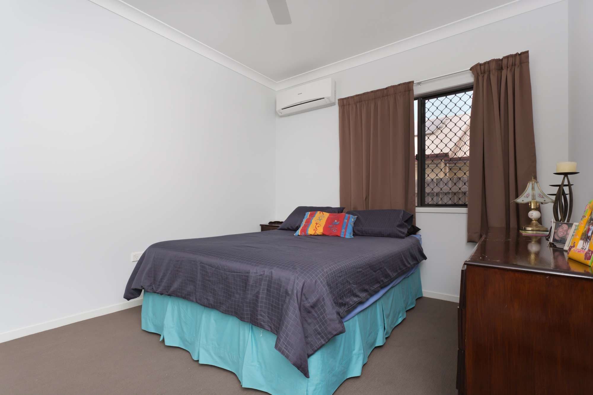 2 Ningaloo Cresent, BURDELL QLD 4818, Burdell - Thumbnail 8