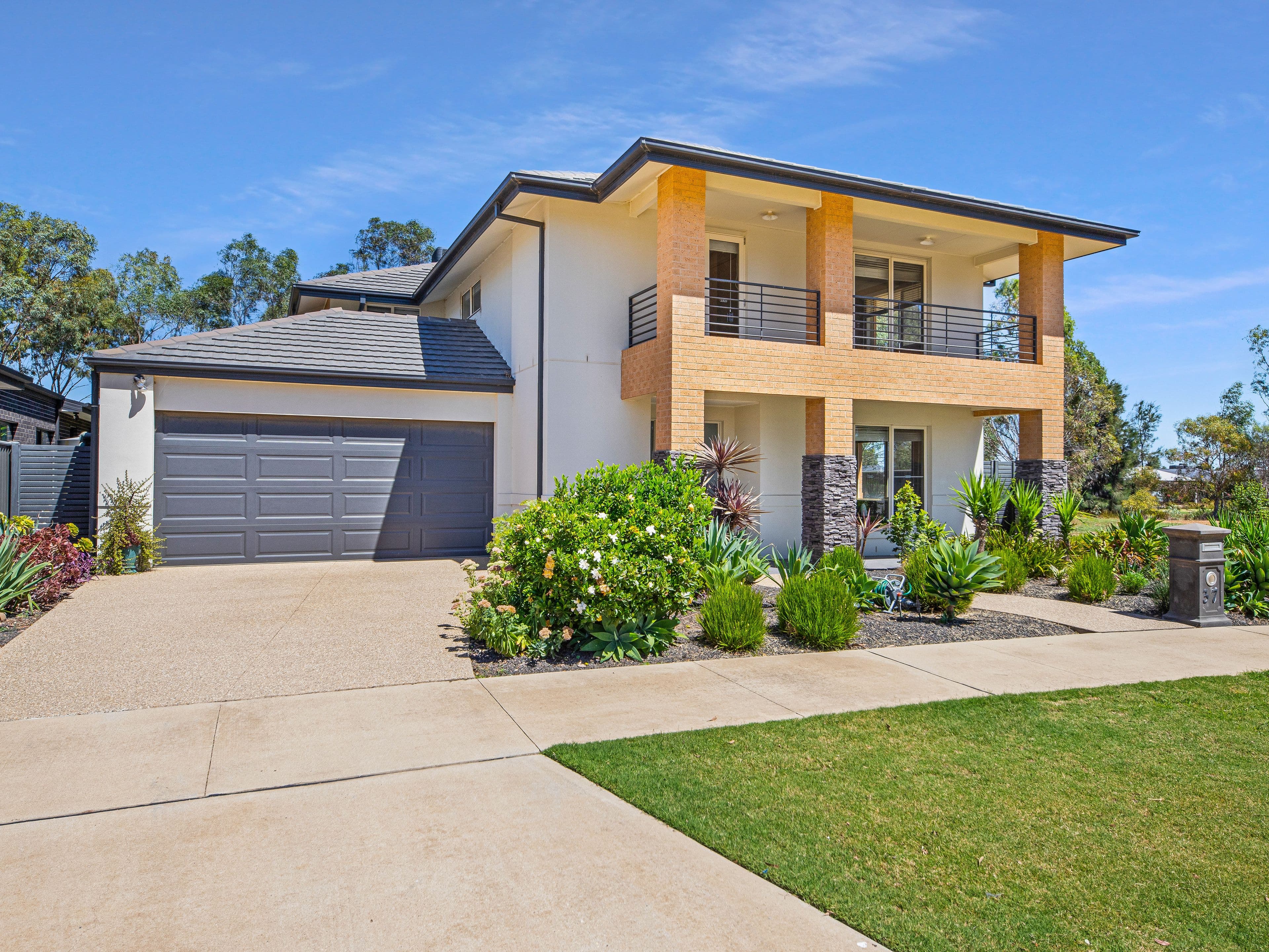 37 Phillip Hyland Drive, Yarrawonga VIC 3730, Yarrawonga - Image 1