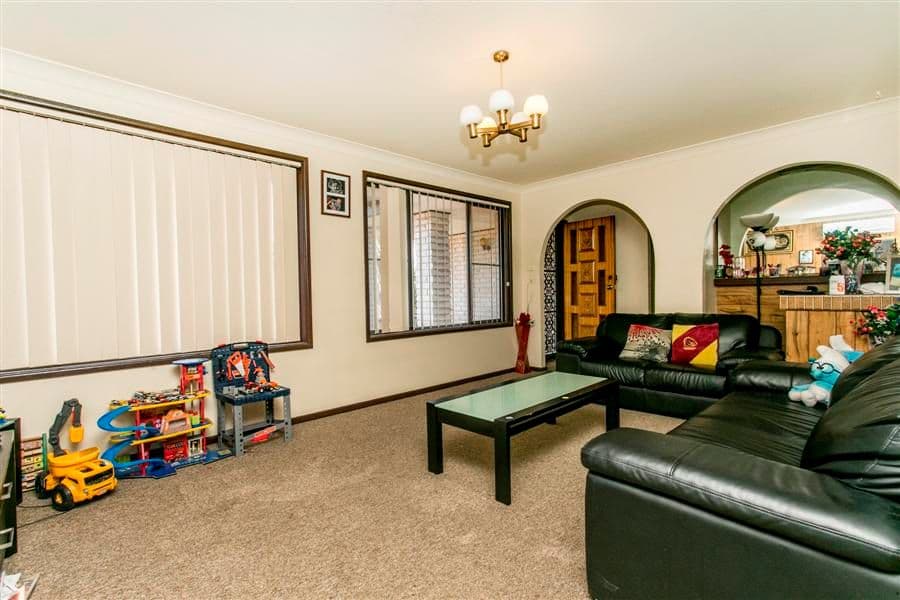 6 Hartog Drive, WERRINGTON COUNTY NSW 2747, Werrington County - Thumbnail 3