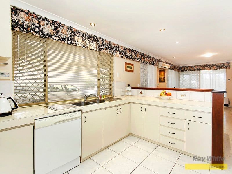 13 Seaspray Crest, BALLAJURA WA 6066, Ballajura - Thumbnail 7