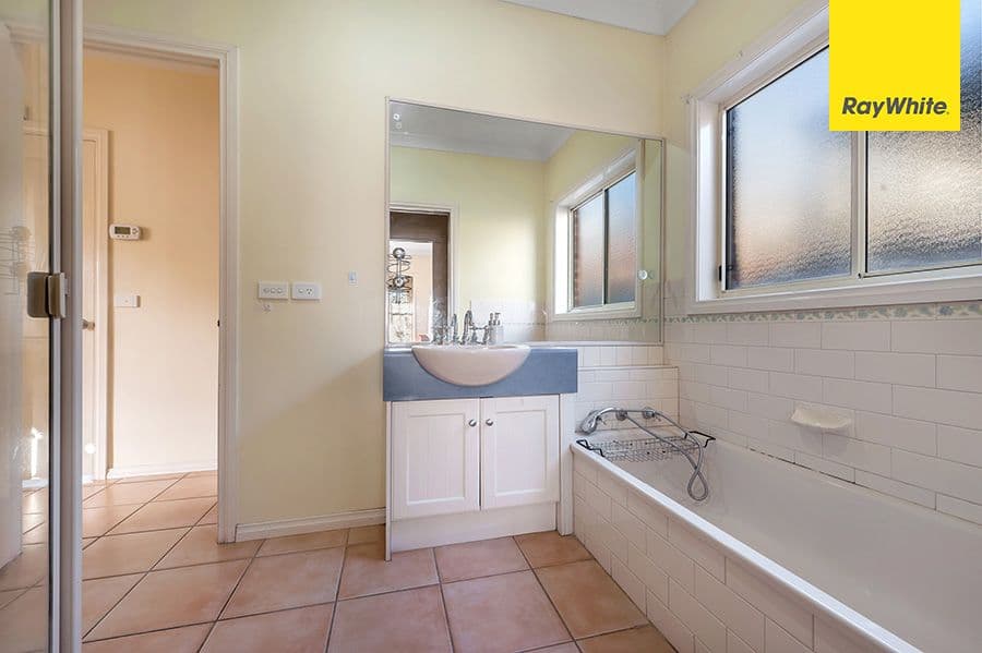 66 Willmott Drive, Craigieburn VIC 3064, Craigieburn - Thumbnail 5