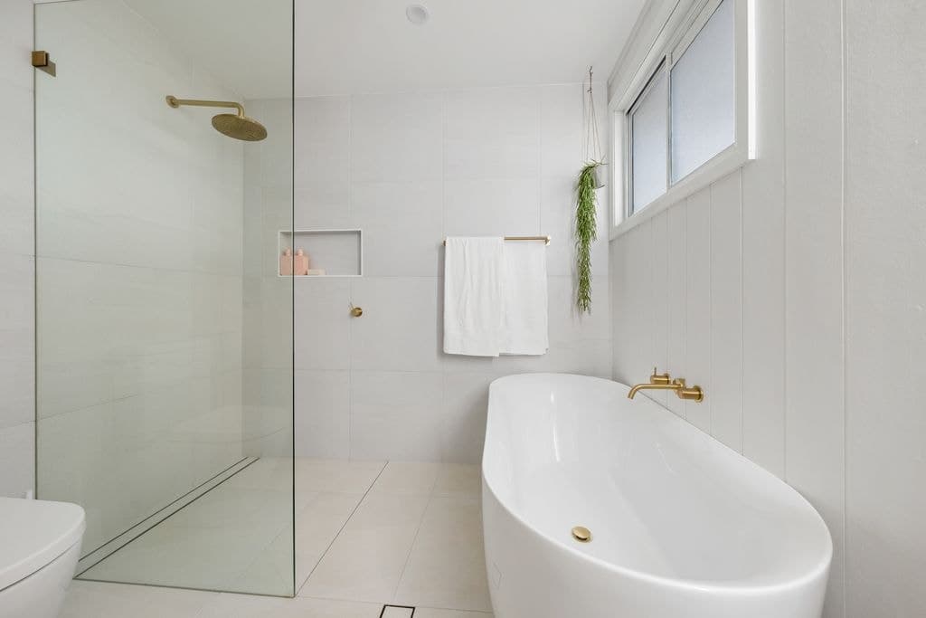 13 Sabrina Avenue, Bateau Bay - Thumbnail 7