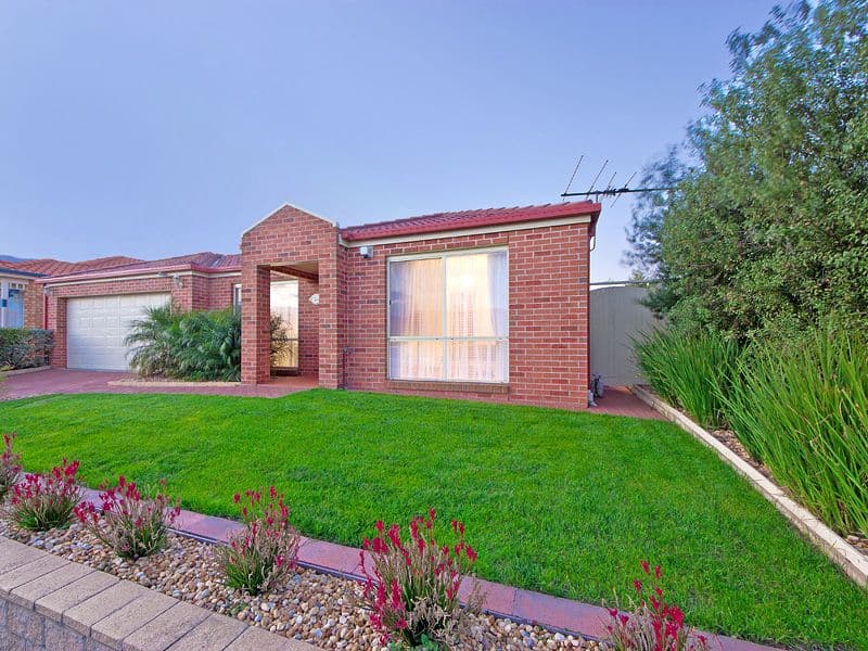 24 Baden Powell Drive, TARNEIT VIC 3029, Tarneit - Thumbnail 2