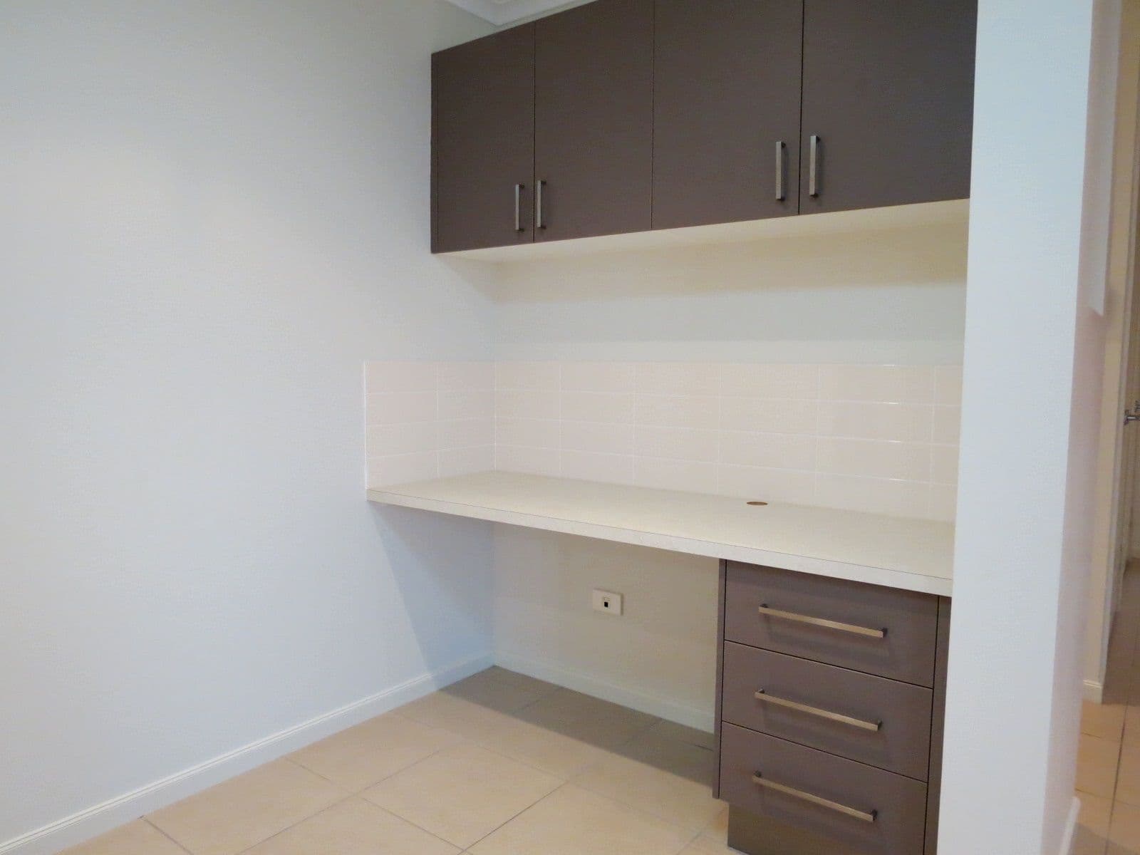 10 Mooney Crescent, Emerald QLD 4720, Emerald - Thumbnail 6