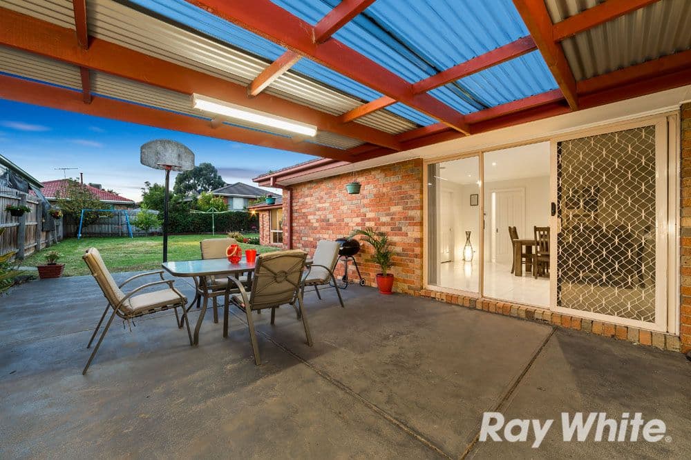 14 Gilroy Crescent, Mill Park VIC 3082, Mill Park - Thumbnail 5