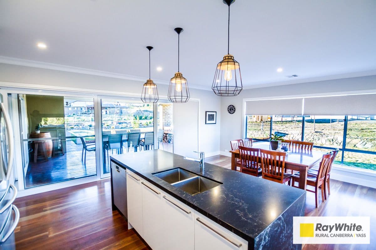 130 Merryville Drive, Murrumbateman - Thumbnail 2