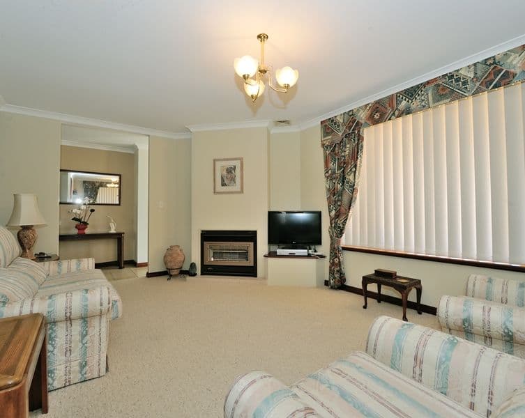 27 Cumberland Way, WAIKIKI WA 6169, Waikiki - Thumbnail 6