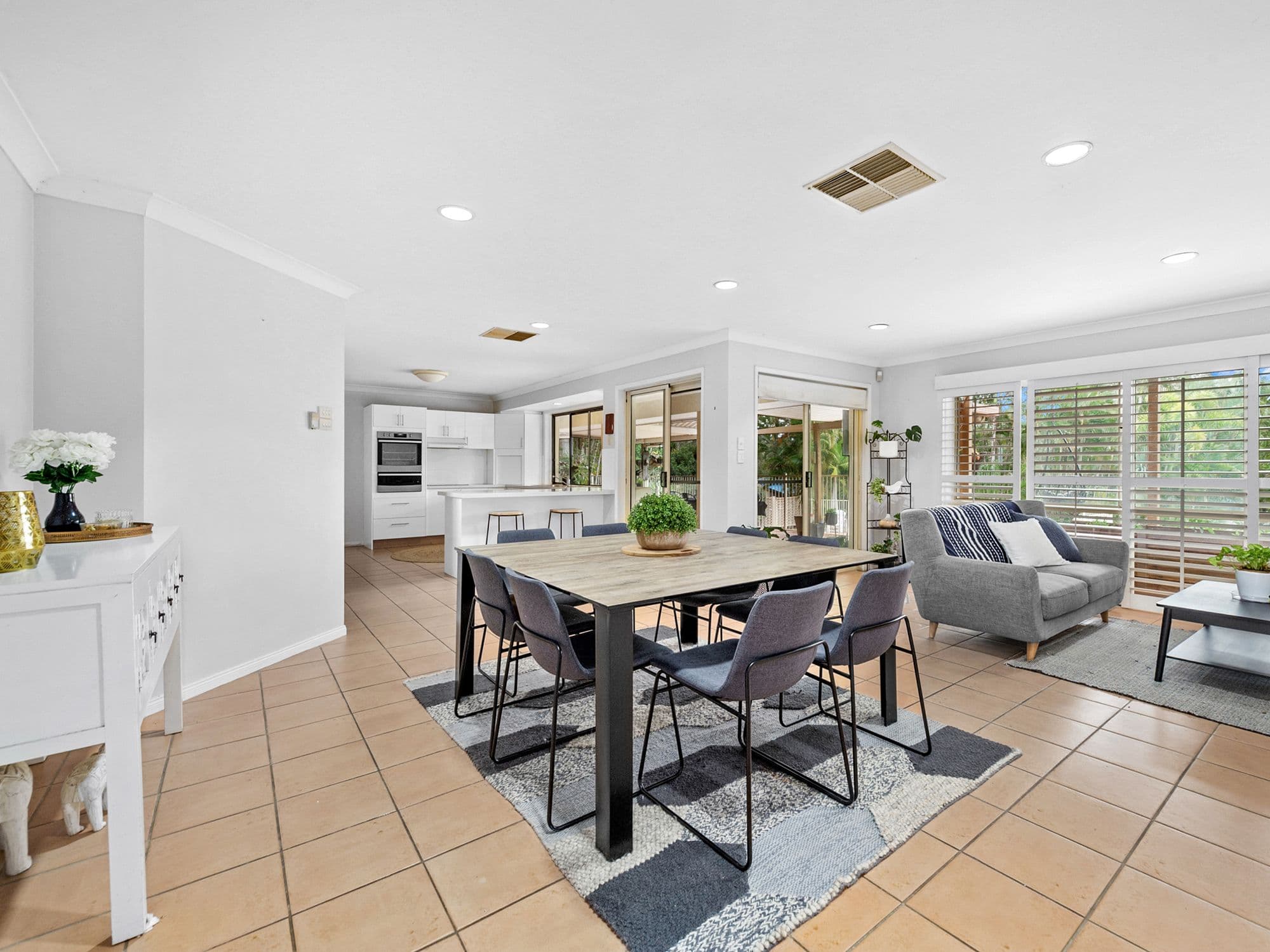 61 Halleys Crescent, Bridgeman Downs QLD 4035, Bridgeman Downs - Thumbnail 3