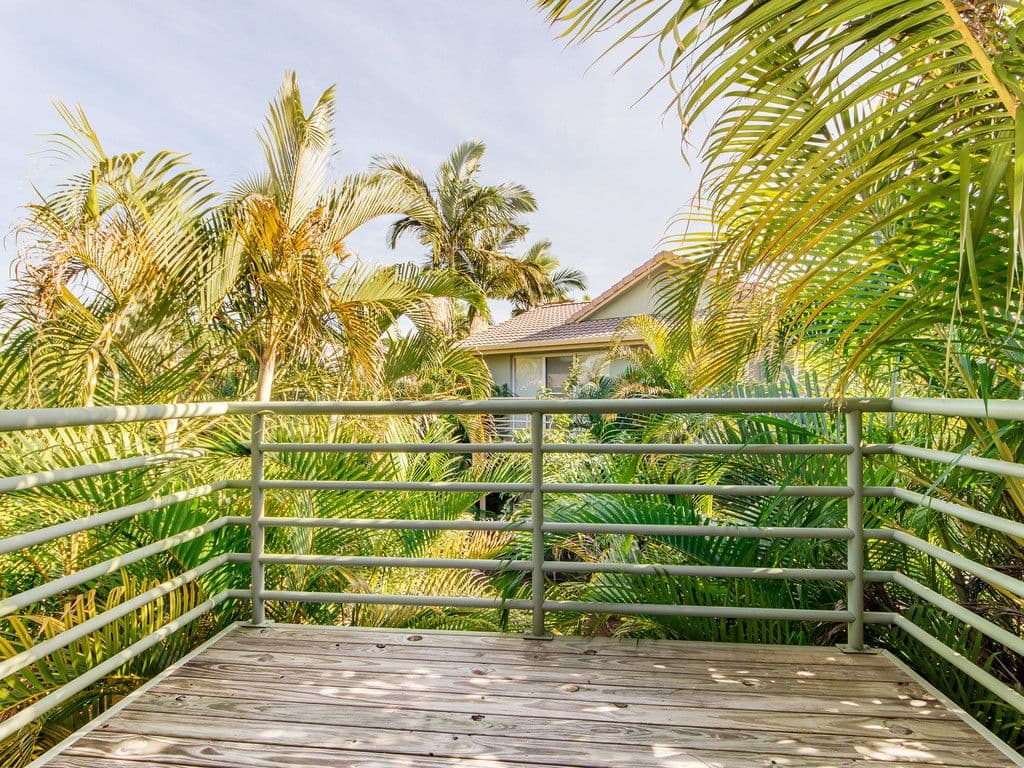 215 Cottesloe Drive, Mermaid Waters QLD 4218, Mermaid Waters - Thumbnail 7