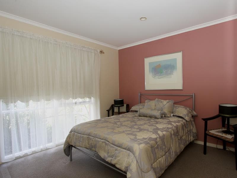8/7 Underwood Street, Hoppers Crossing - Thumbnail 5