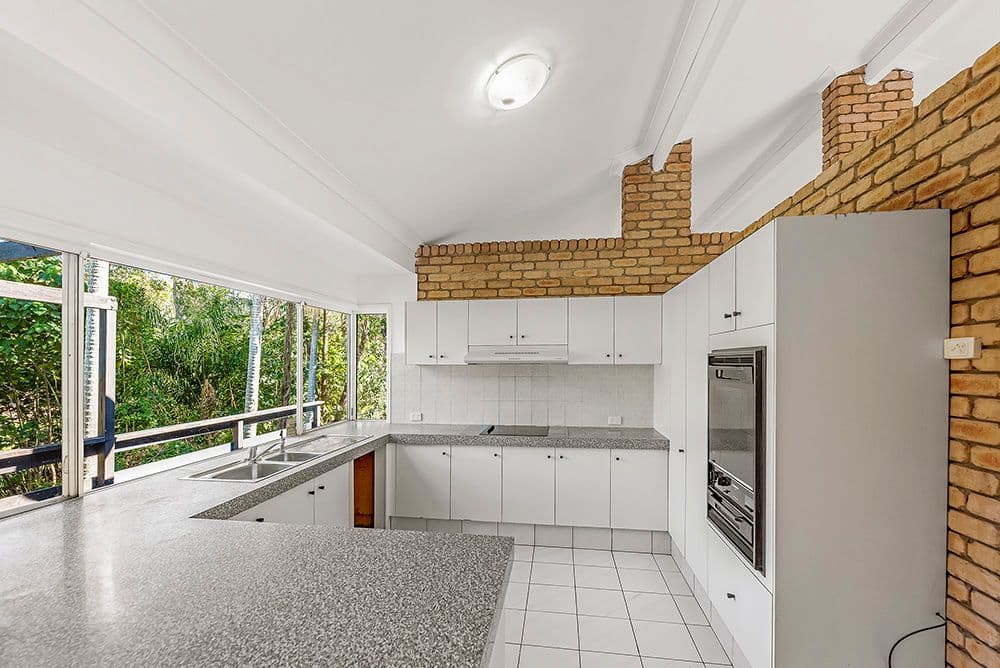 18 Ballyliffen Court, Robina QLD 4226, Robina - Thumbnail 7