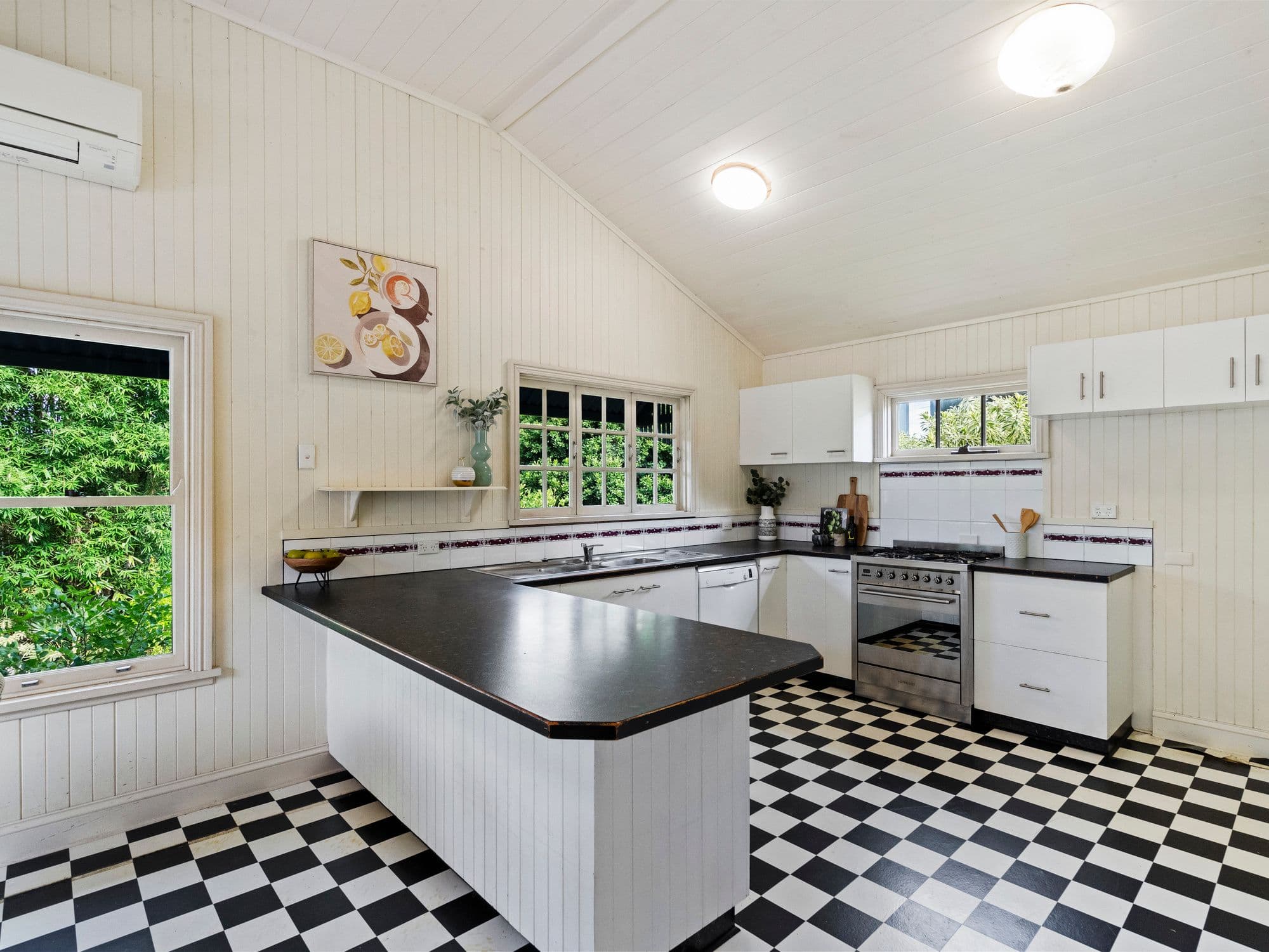 16 Stephens Street, Annerley QLD 4103, Annerley - Thumbnail 7
